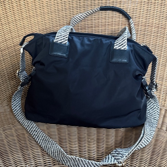 Tory Burch Stylish Black and White Women's Bag - Picture 4 of 9